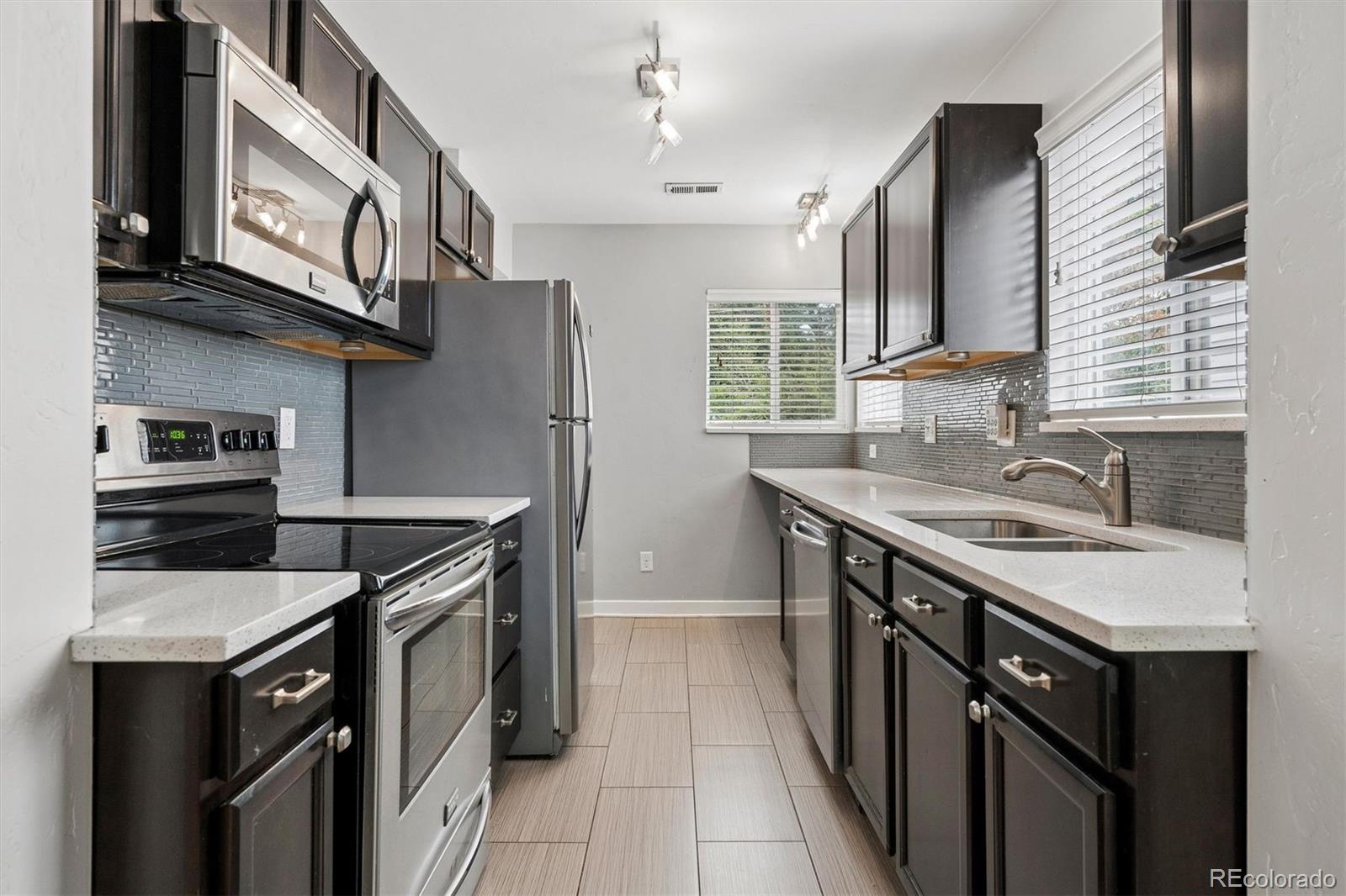 MLS Image #5 for 2536 s race street,denver, Colorado
