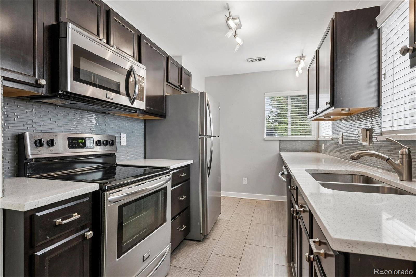 MLS Image #8 for 2536 s race street,denver, Colorado