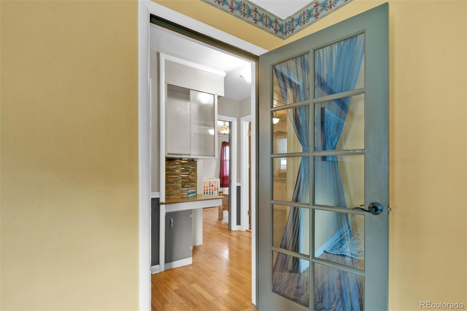 MLS Image #15 for 1620 w boulder street,colorado springs, Colorado