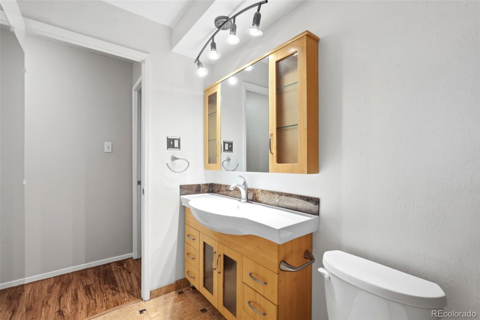 MLS Image #21 for 655 s alton way,denver, Colorado