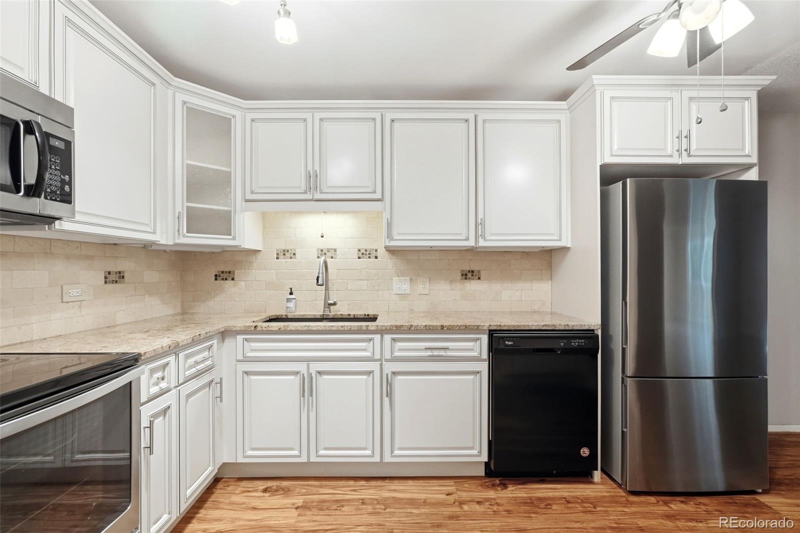 MLS Image #6 for 655 s alton way,denver, Colorado