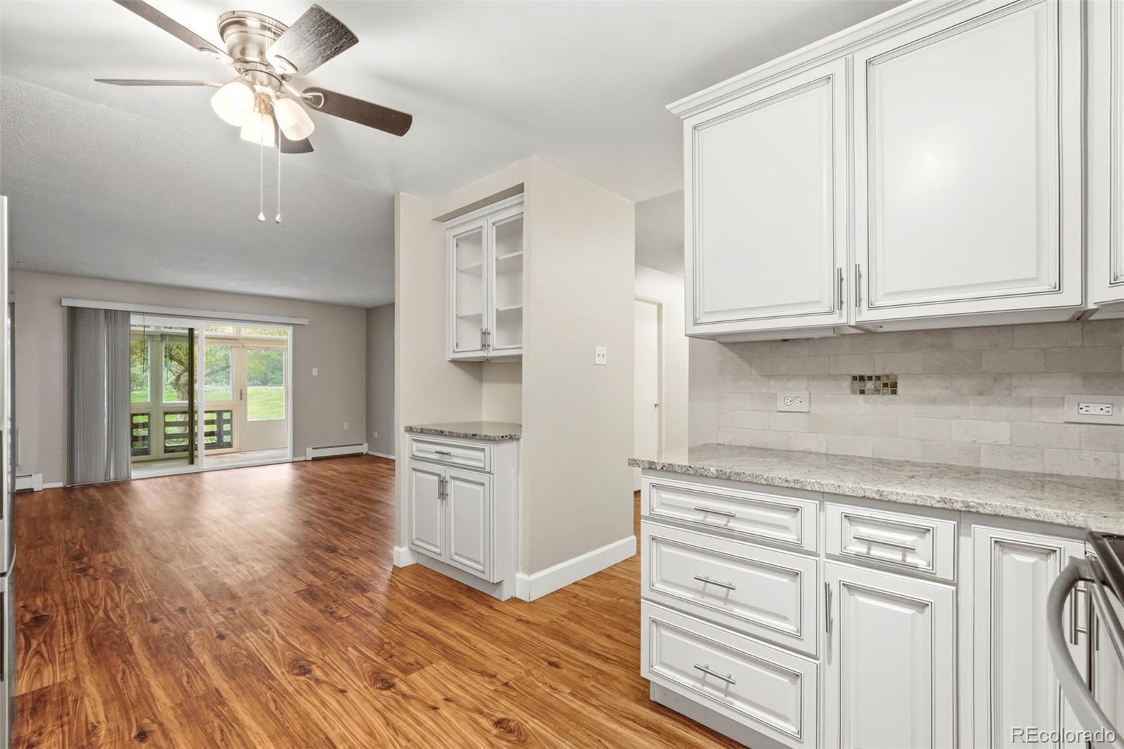 MLS Image #8 for 655 s alton way,denver, Colorado