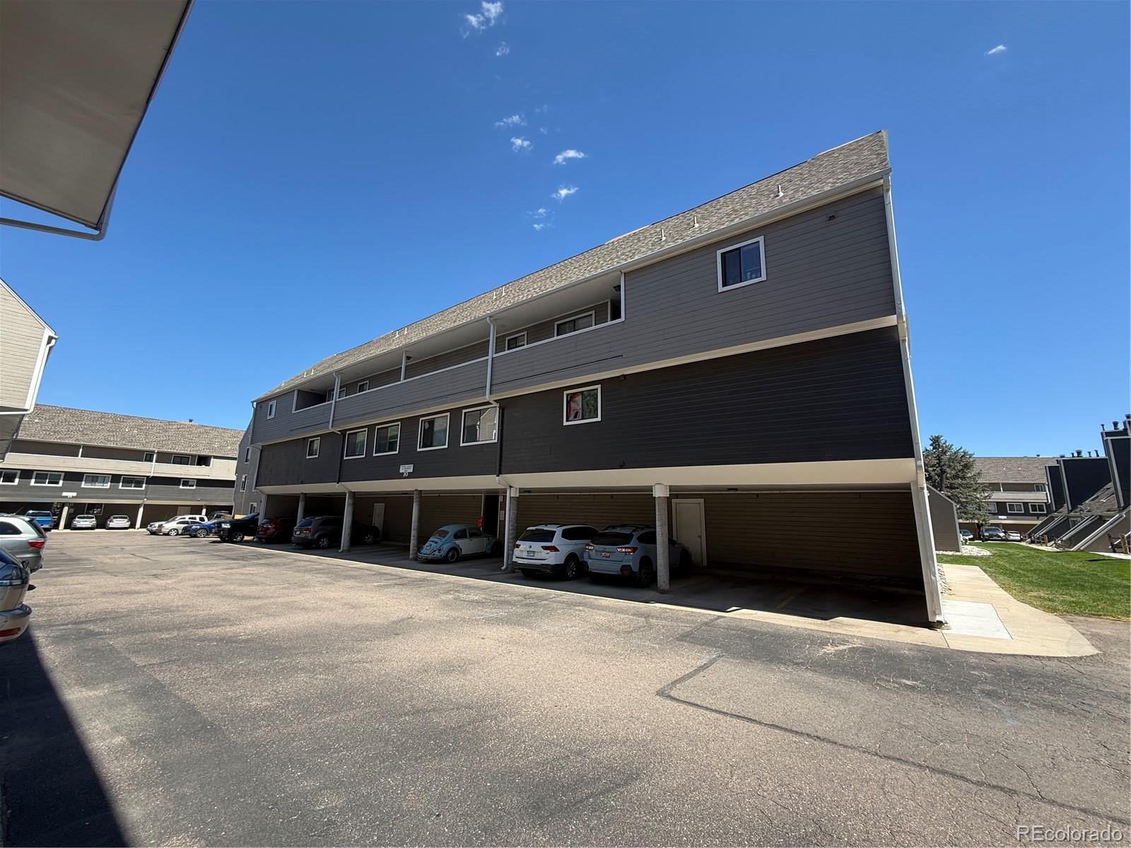MLS Image #19 for 5250 s huron way,littleton, Colorado