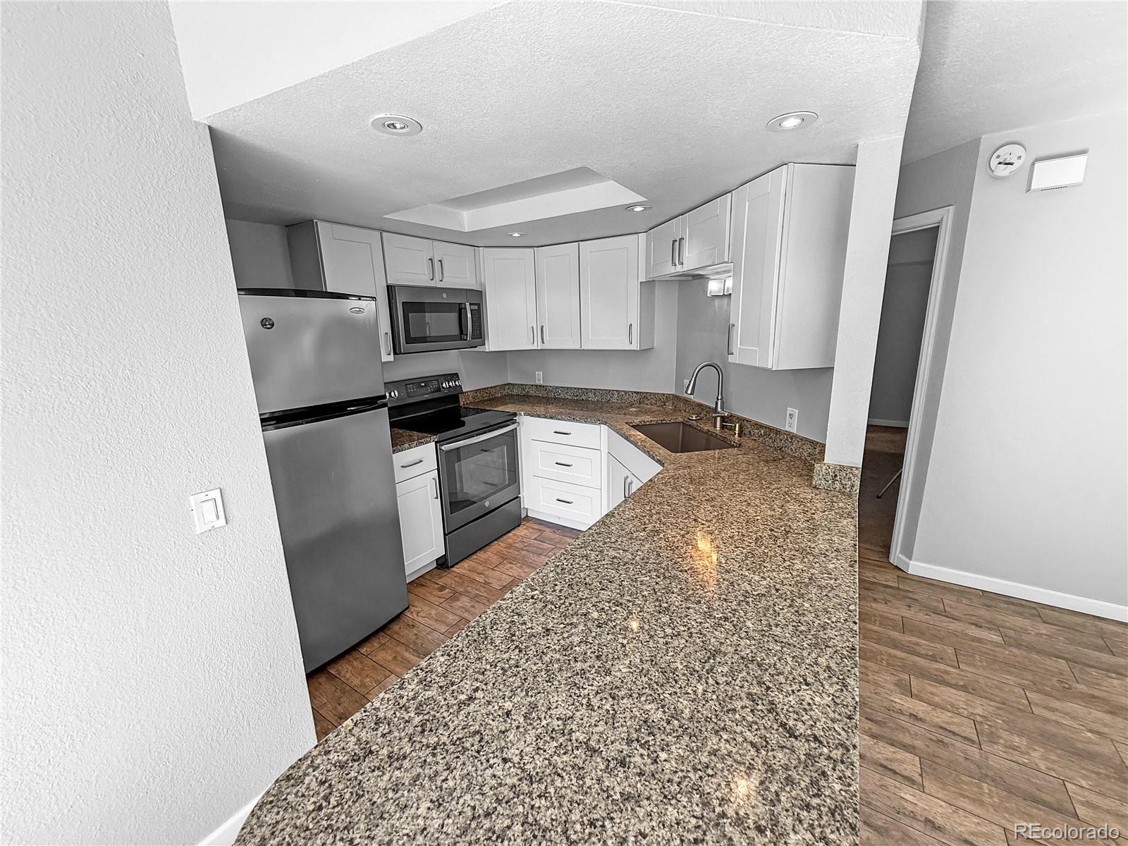 MLS Image #8 for 5250 s huron way,littleton, Colorado