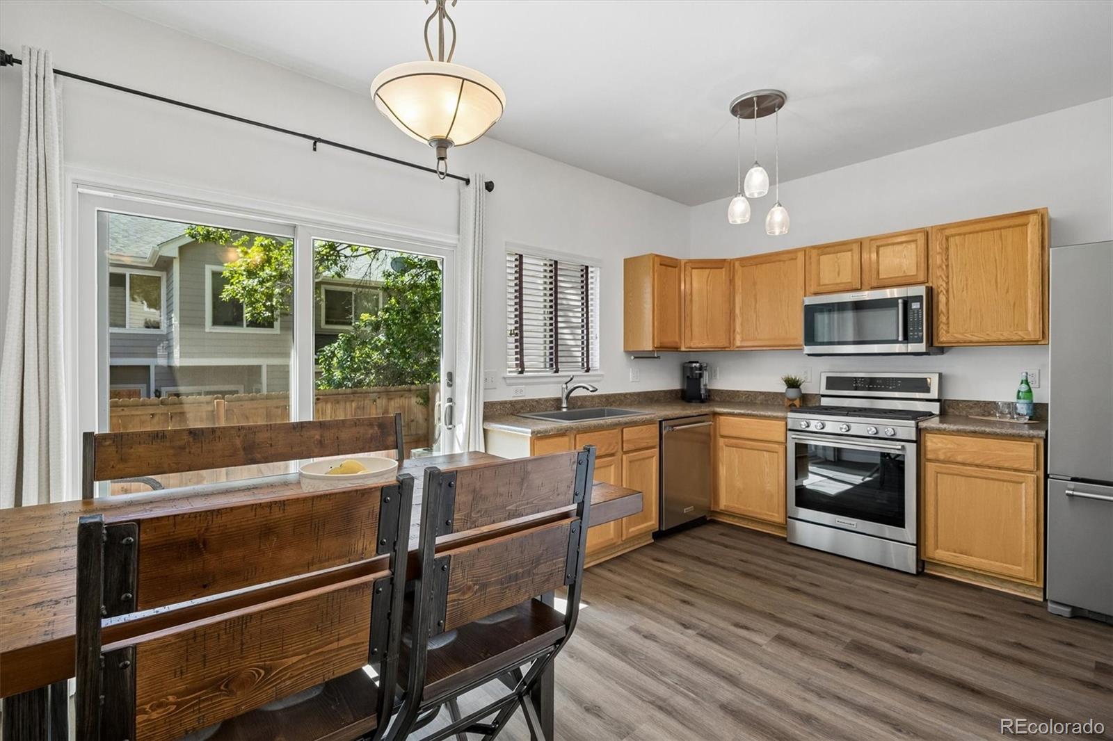 MLS Image #6 for 9653 w chatfield avenue,littleton, Colorado