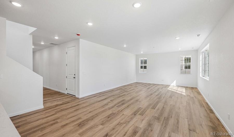 MLS Image #5 for 4140  orangewood drive,johnstown, Colorado