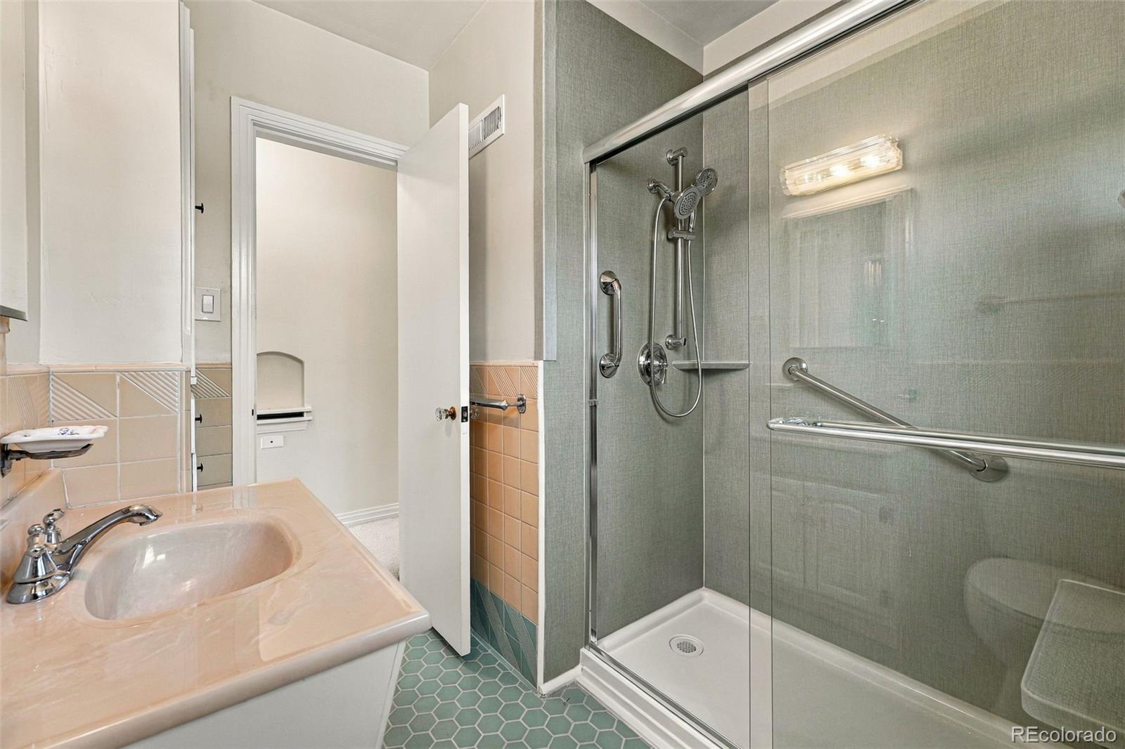 MLS Image #13 for 2377  krameria street,denver, Colorado