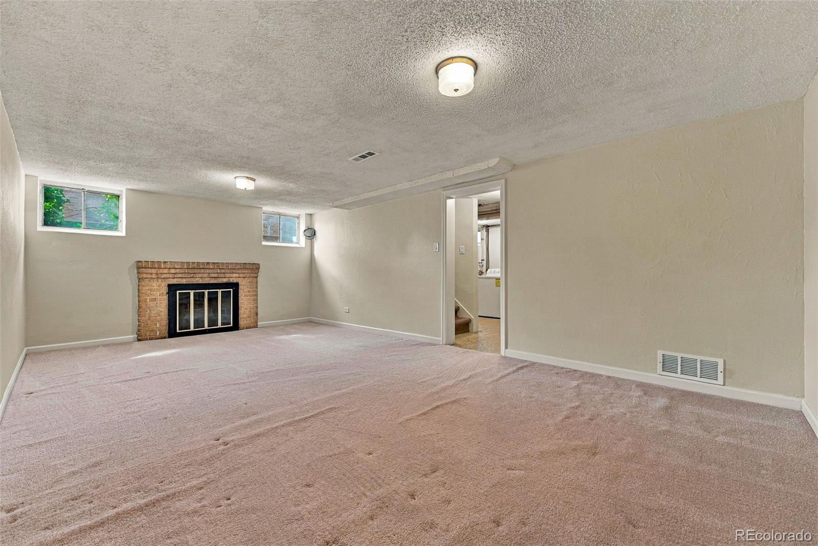 MLS Image #16 for 2377  krameria street,denver, Colorado