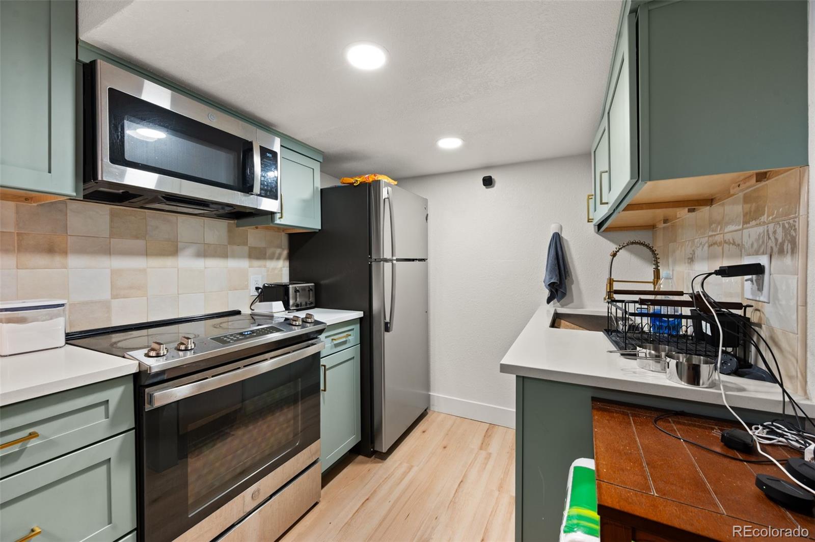 MLS Image #19 for 8301  chase drive,arvada, Colorado