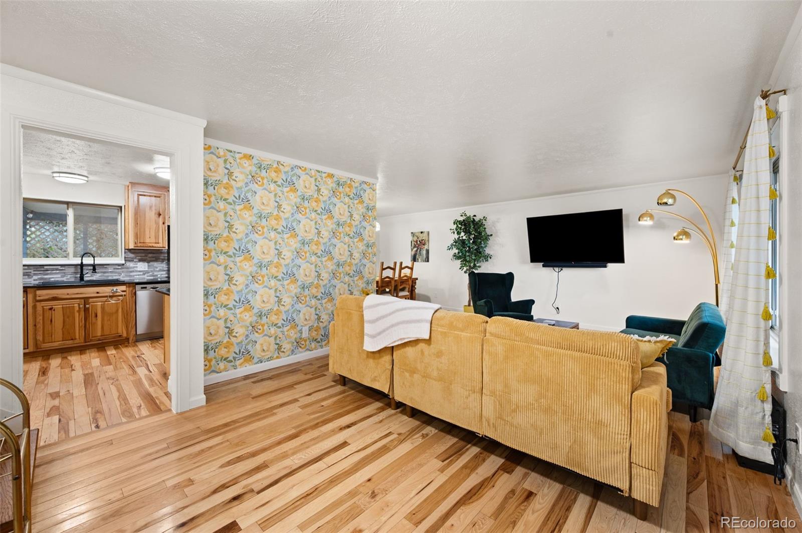 MLS Image #7 for 8301  chase drive,arvada, Colorado