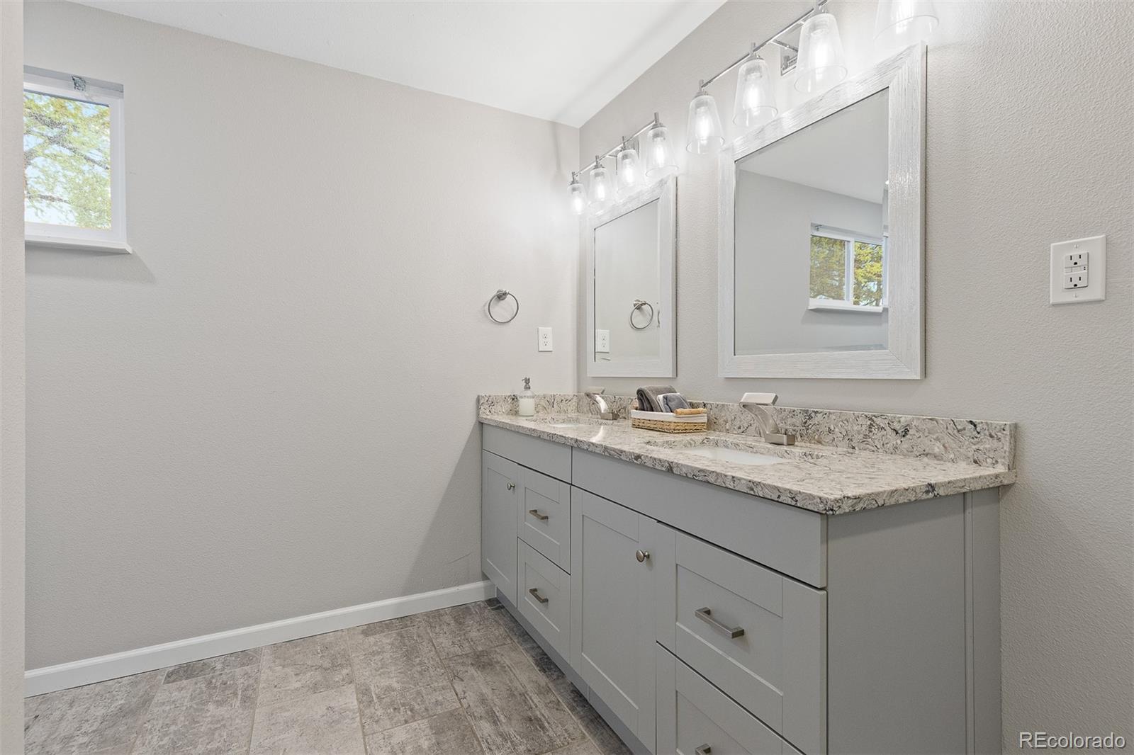 MLS Image #26 for 8506  eaton street,arvada, Colorado