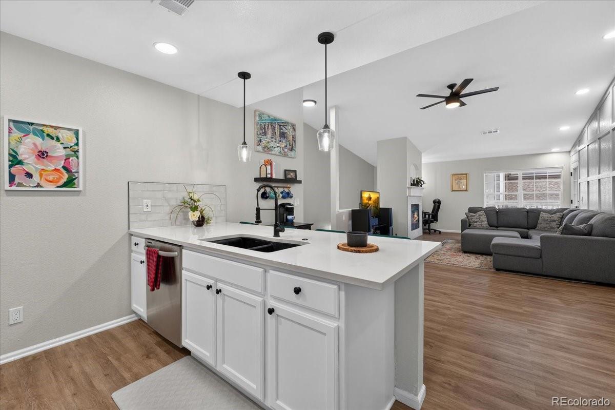 MLS Image #9 for 4221 s blackhawk circle,aurora, Colorado