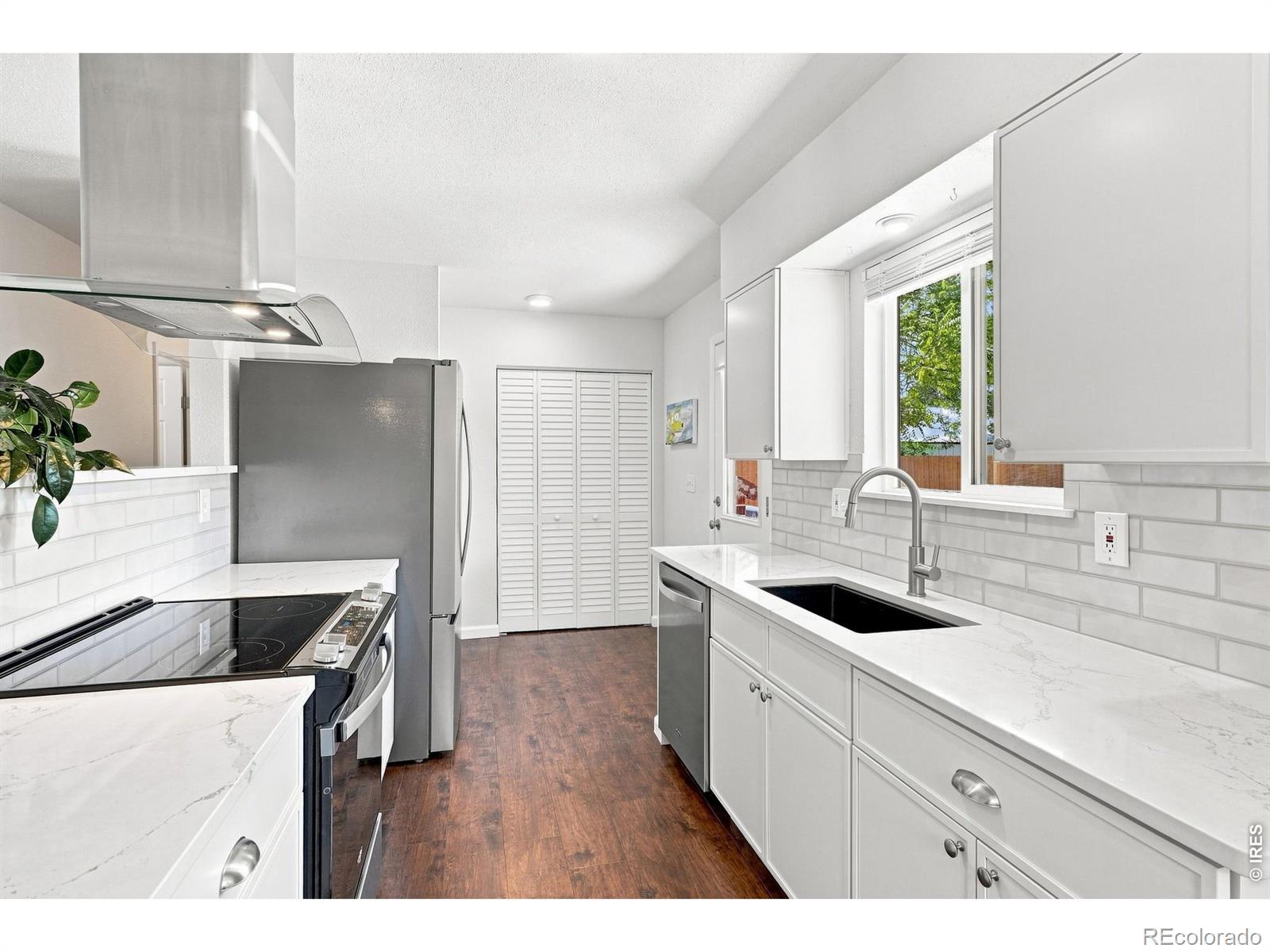 MLS Image #12 for 1611  sunset drive,louisville, Colorado