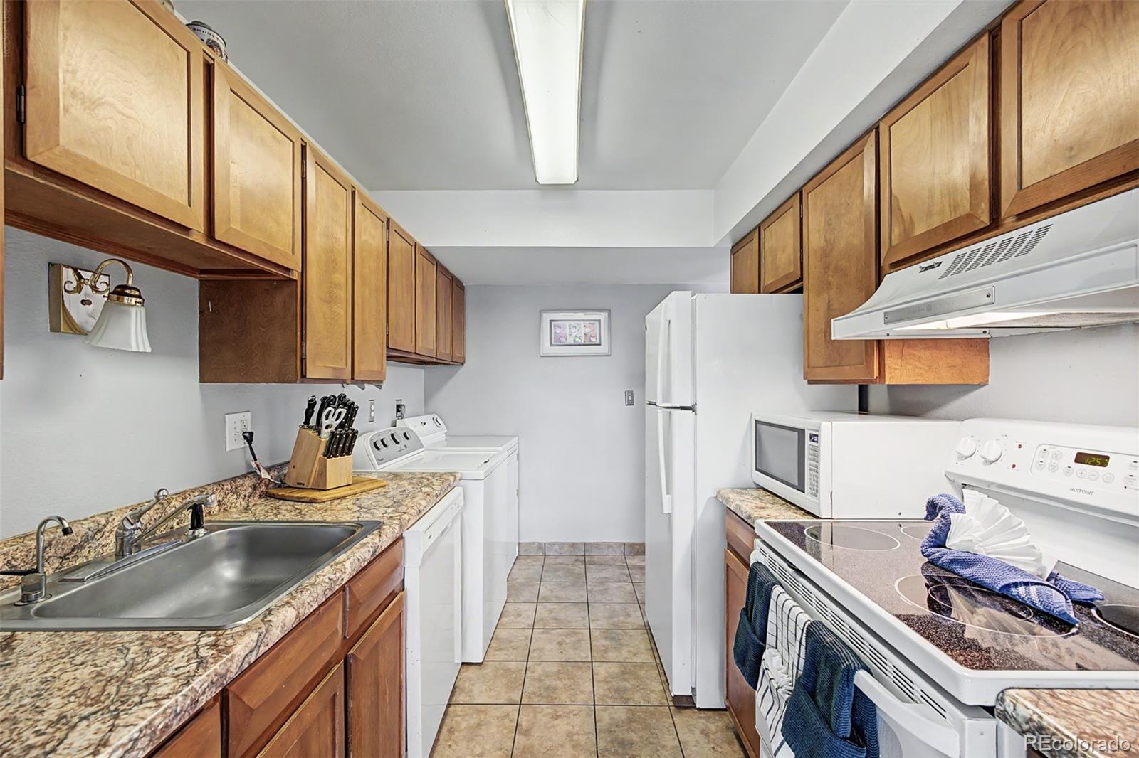 MLS Image #10 for 7256 s xenia circle,centennial, Colorado