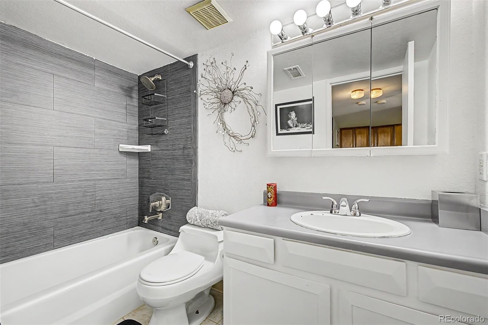 MLS Image #18 for 7256 s xenia circle,centennial, Colorado