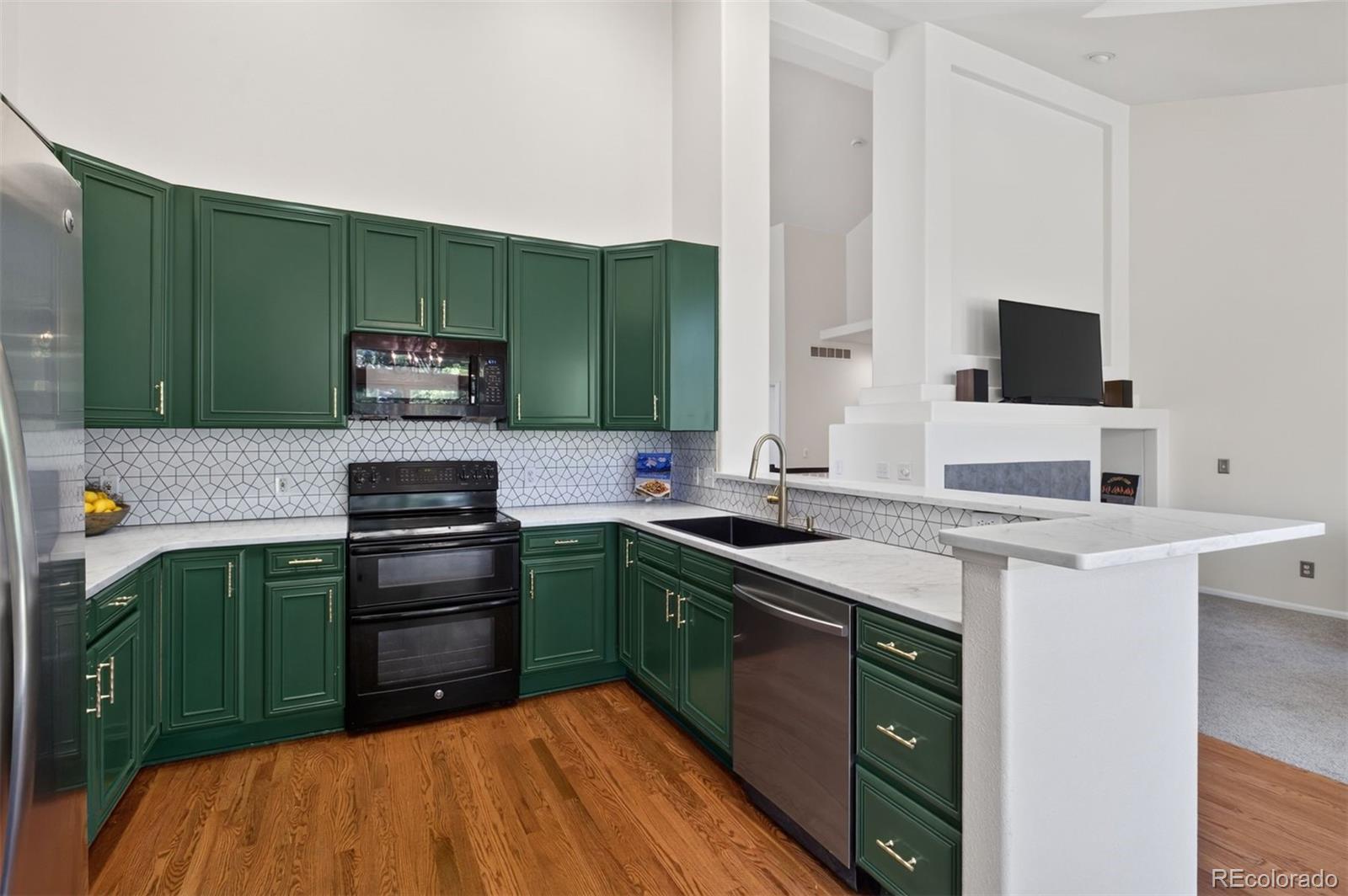 MLS Image #10 for 17807 e oakwood lane,aurora, Colorado