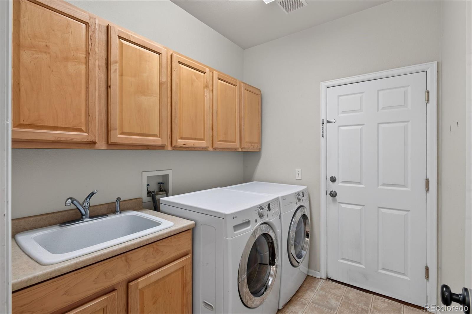 MLS Image #21 for 17807 e oakwood lane,aurora, Colorado