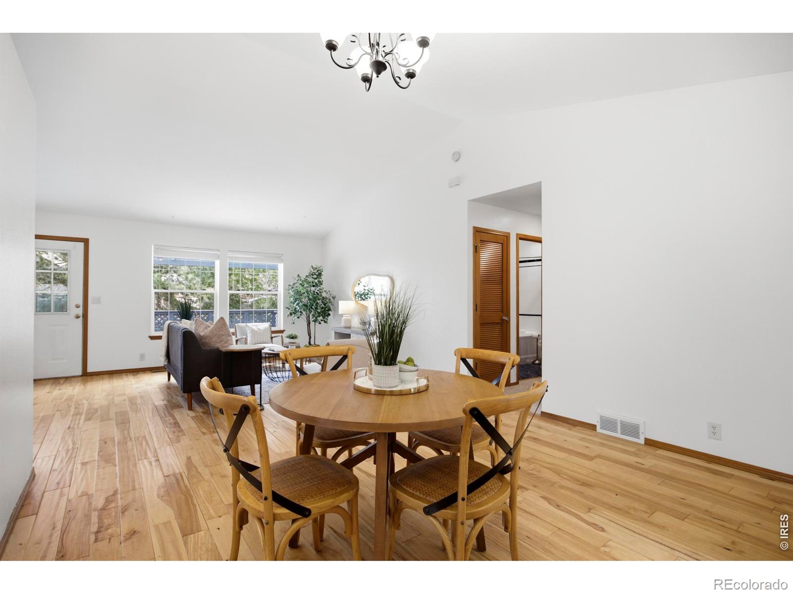 MLS Image #10 for 825  madera court,fort collins, Colorado