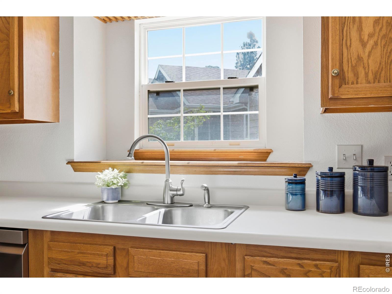 MLS Image #14 for 825  madera court,fort collins, Colorado