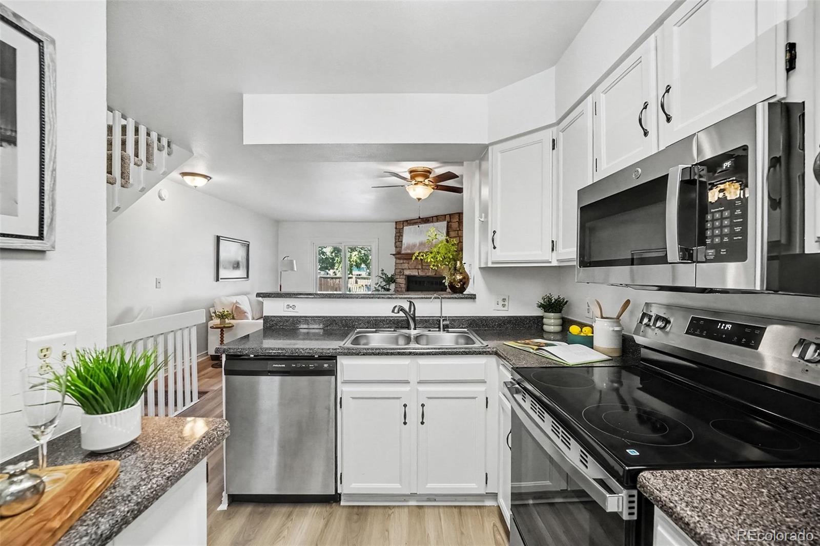 MLS Image #8 for 10863 w dartmouth avenue,lakewood, Colorado