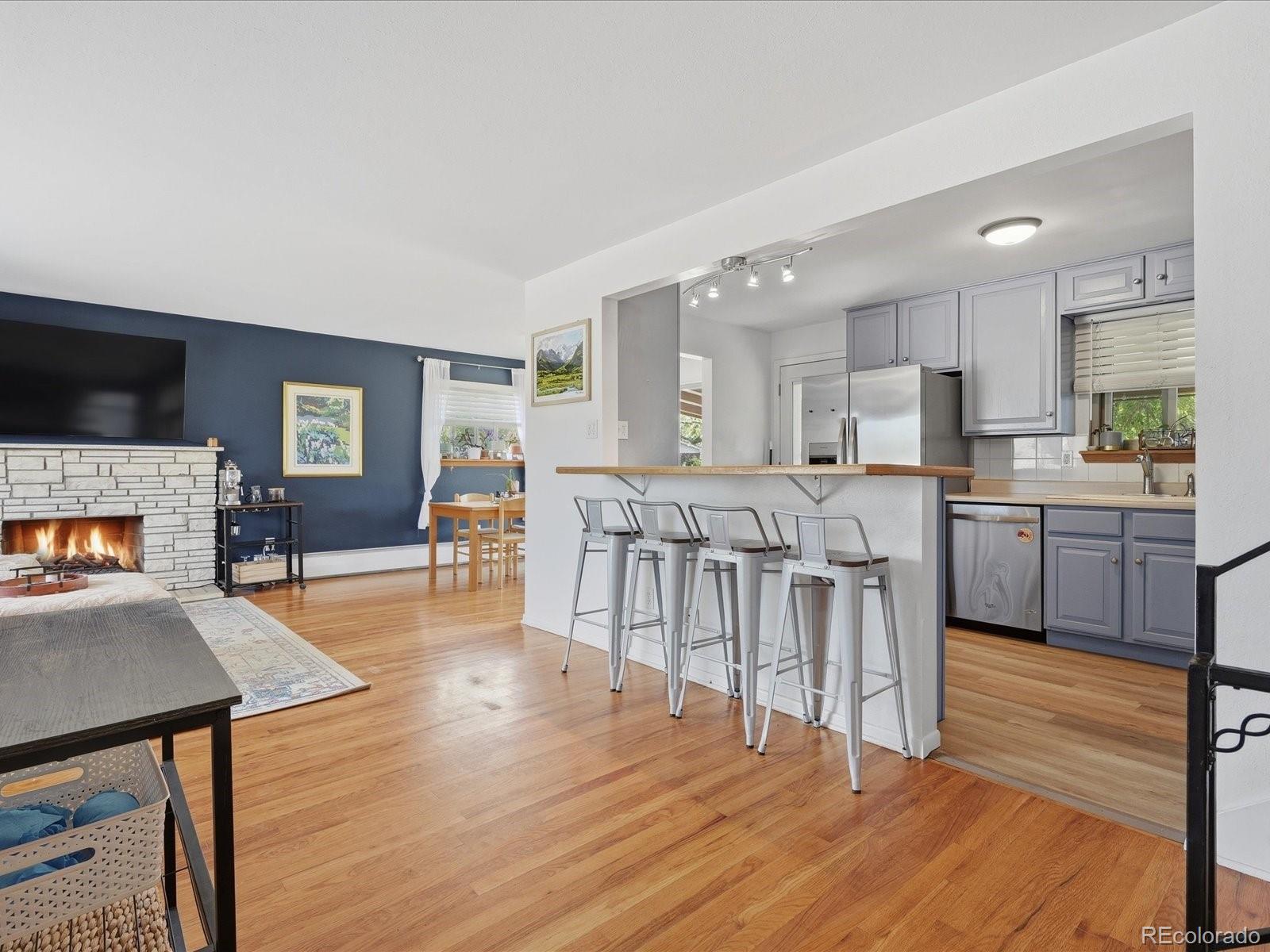 MLS Image #2 for 205  tucson street,aurora, Colorado
