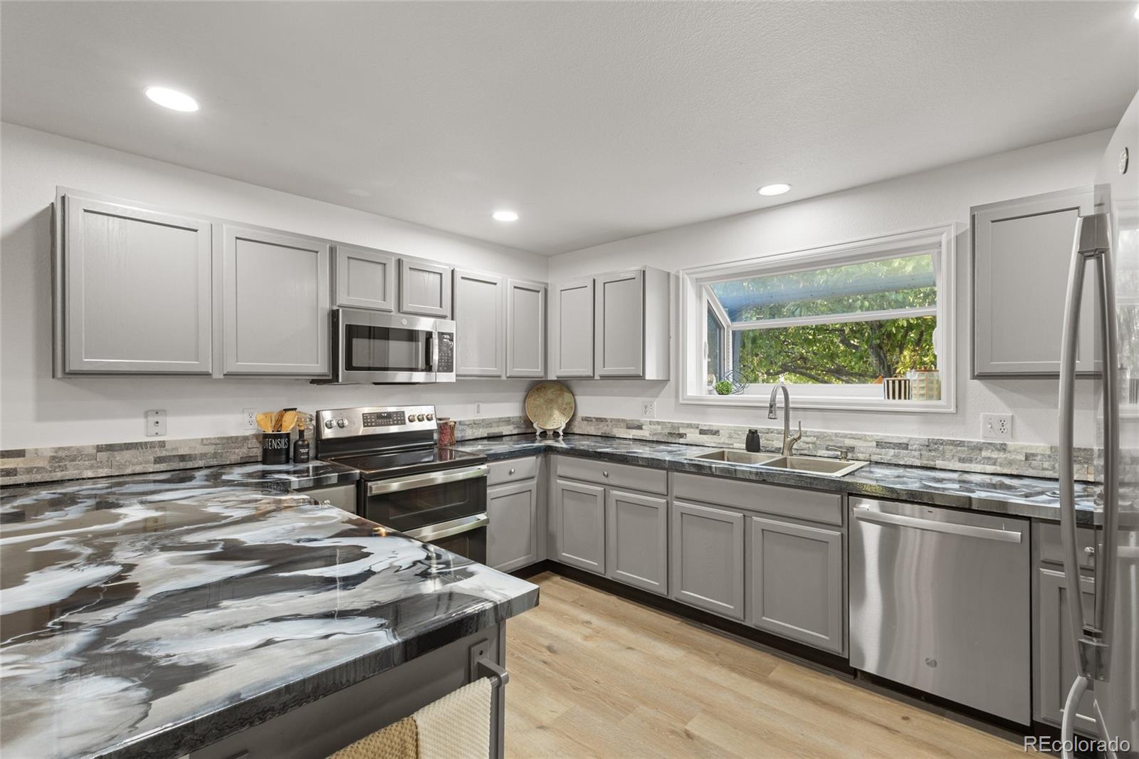 MLS Image #7 for 688 s 16th avenue,brighton, Colorado