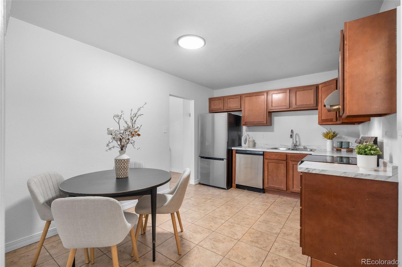MLS Image #11 for 5355  tulsa way,denver, Colorado