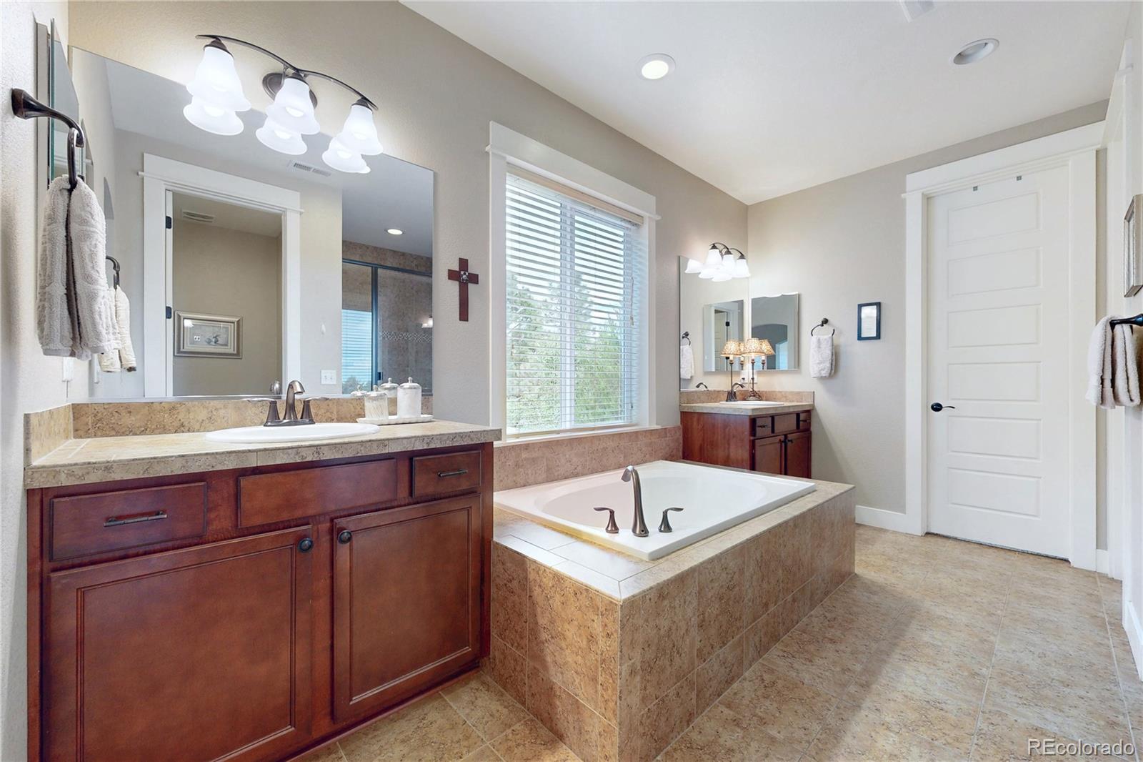 MLS Image #28 for 20303  spruce point place,parker, Colorado