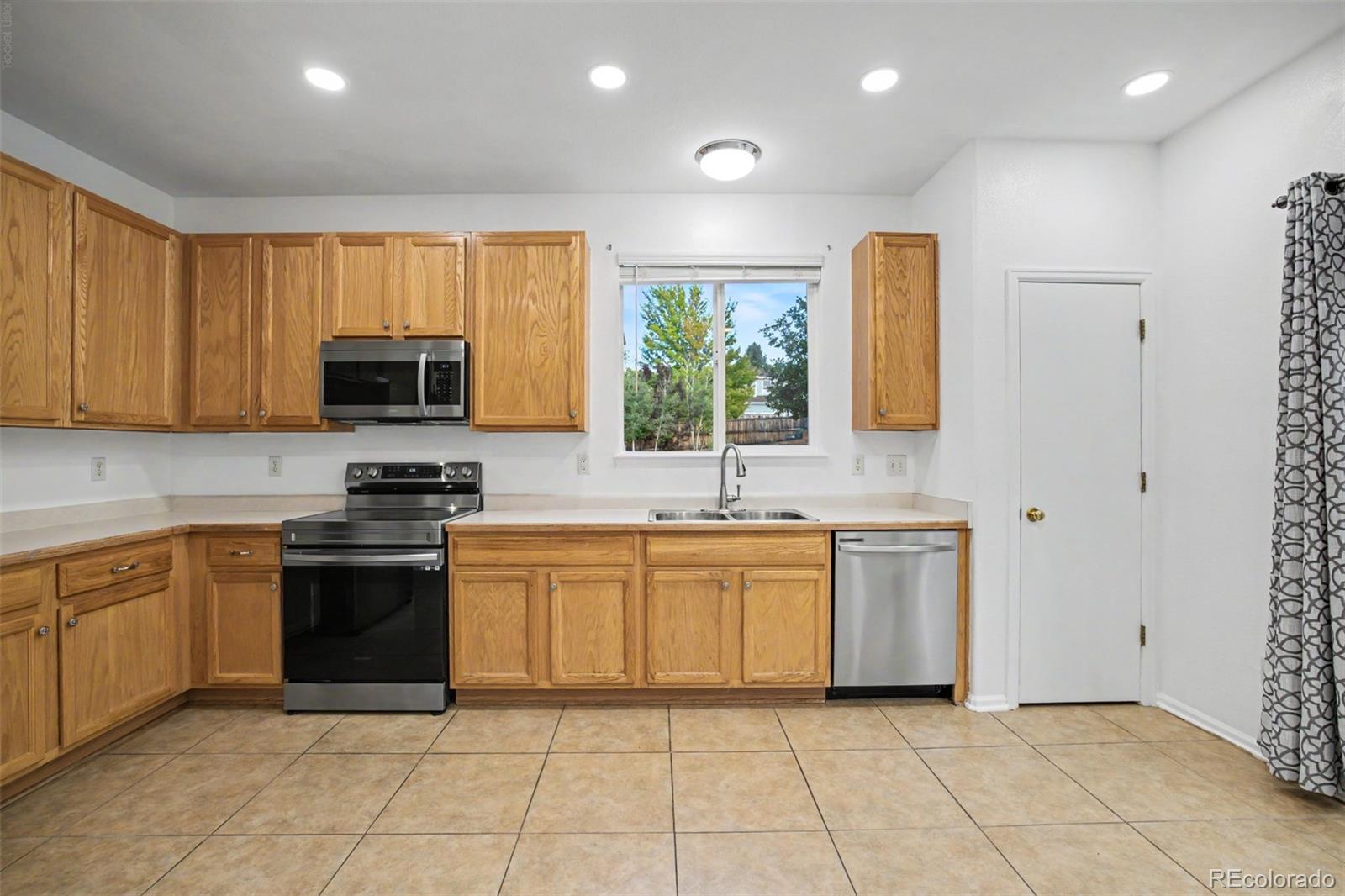 MLS Image #10 for 21030  glacier park cove,parker, Colorado