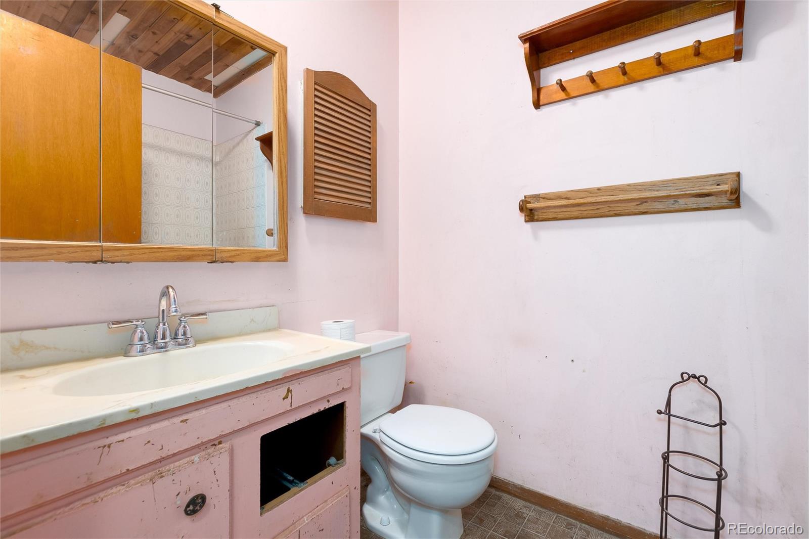 MLS Image #17 for 10444  crystal drive,morrison, Colorado