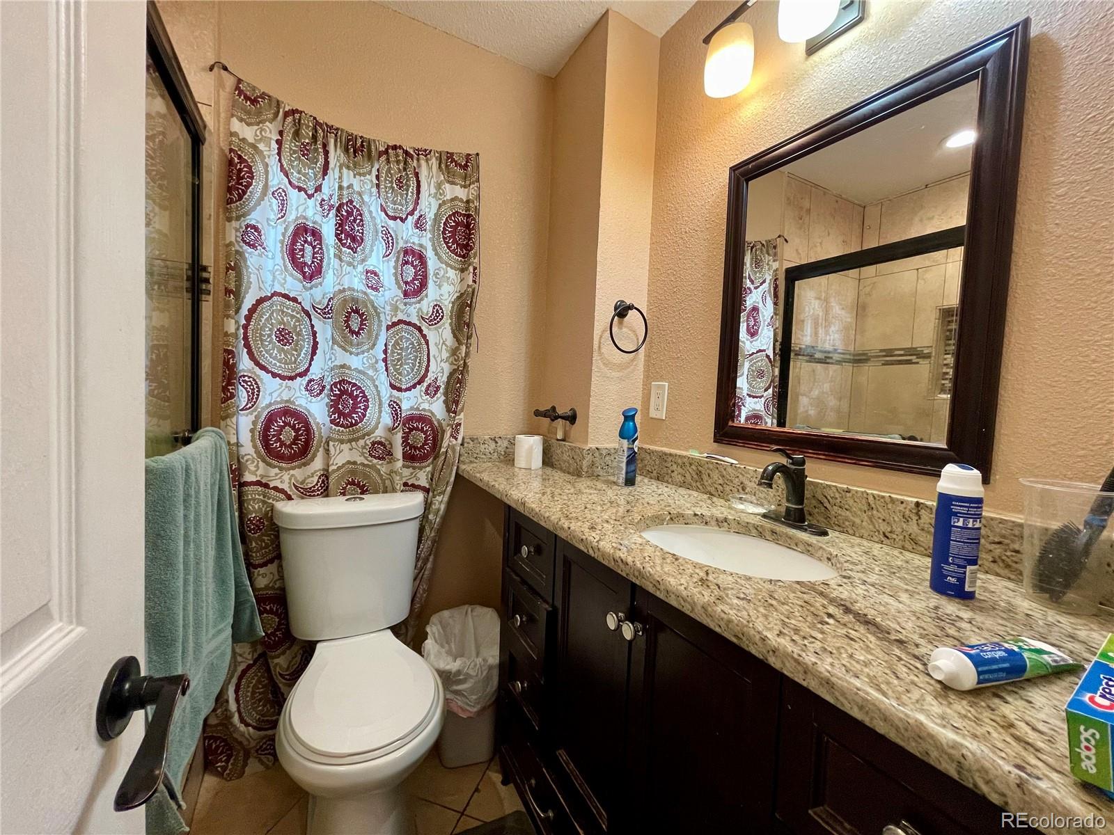 MLS Image #10 for 541 s dale court,denver, Colorado