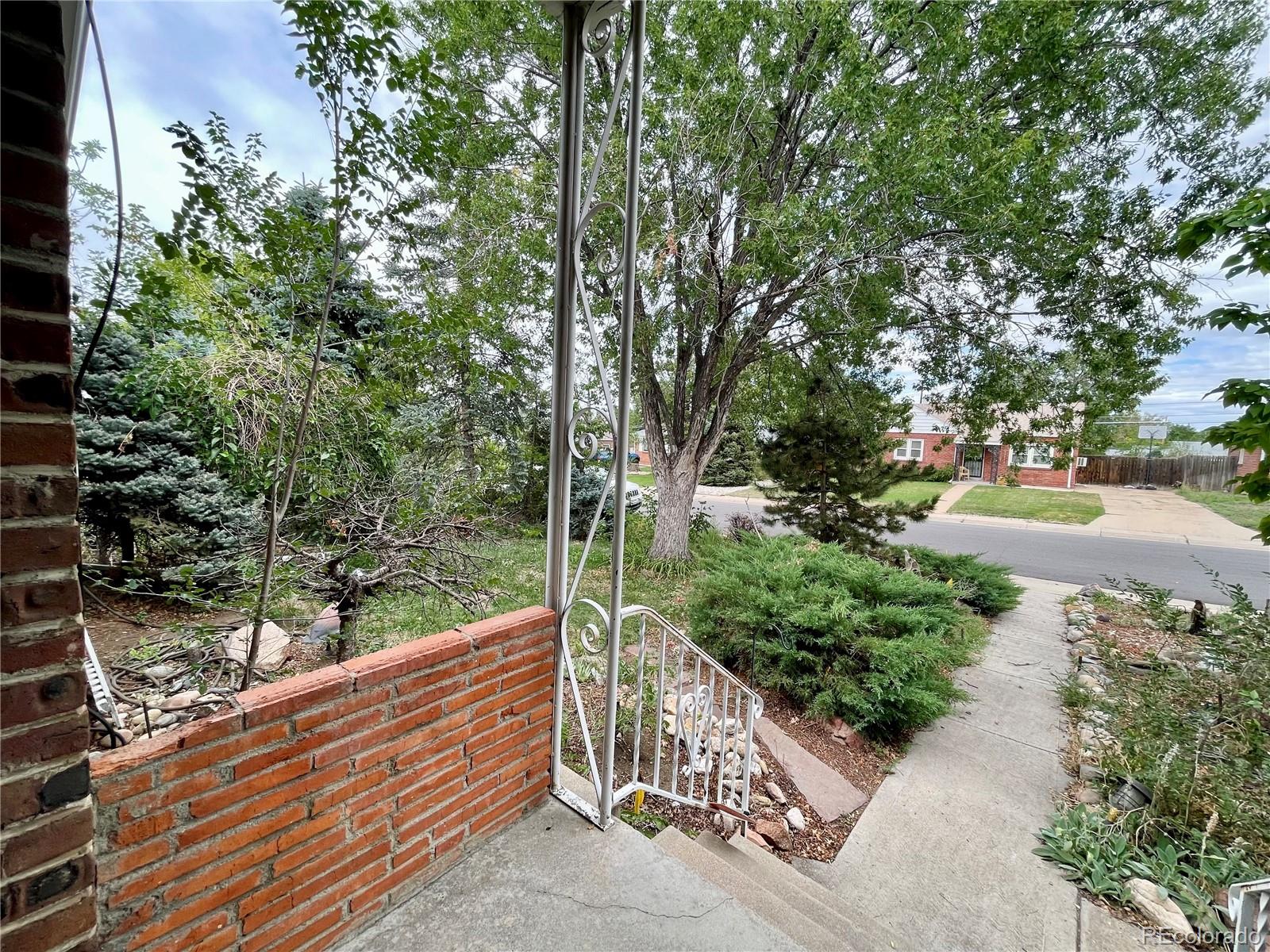 MLS Image #4 for 541 s dale court,denver, Colorado