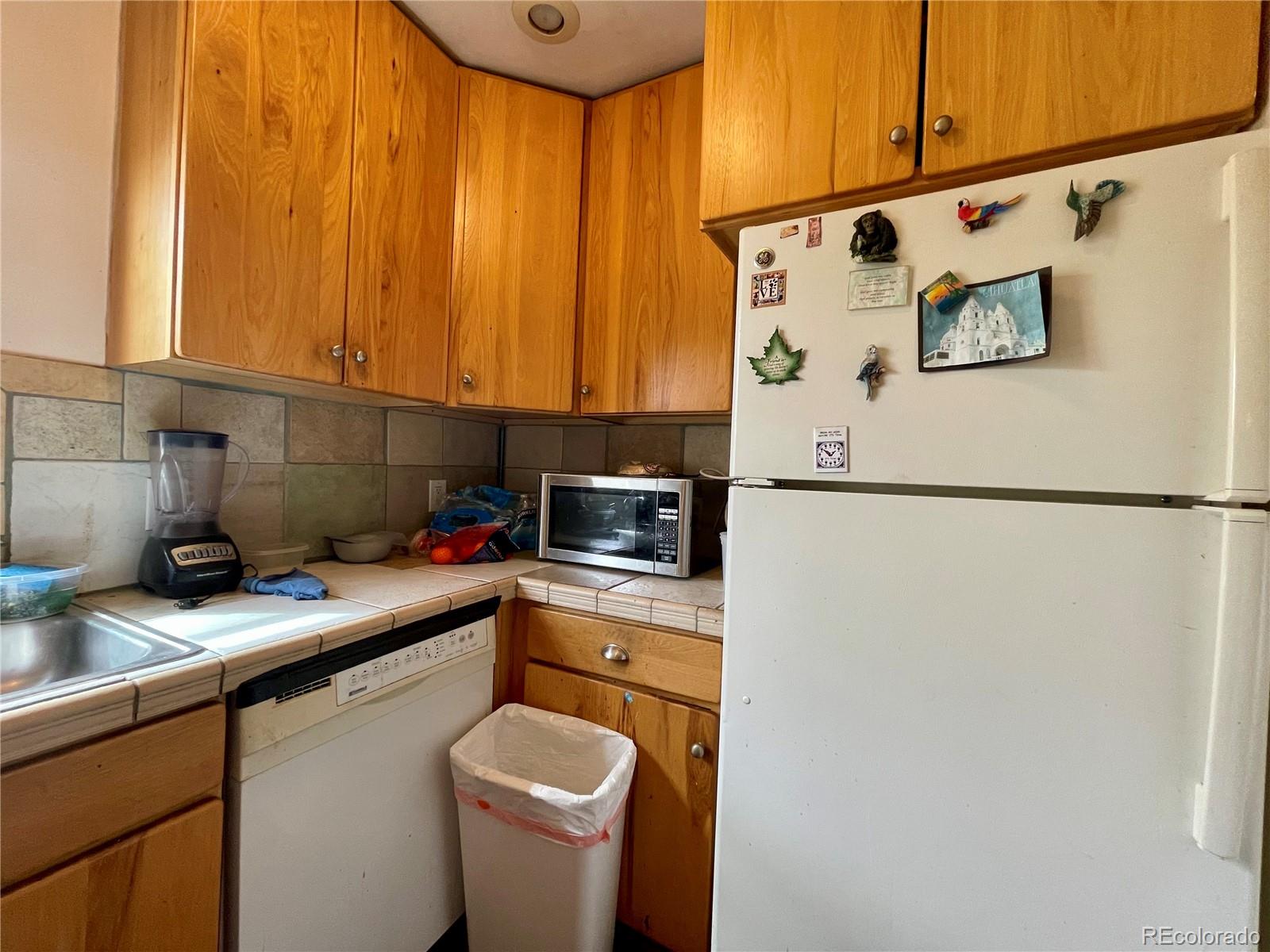 MLS Image #9 for 541 s dale court,denver, Colorado
