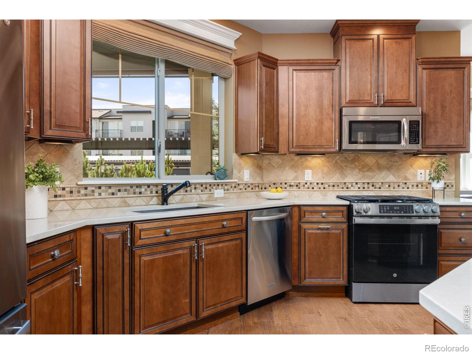 MLS Image #9 for 1806  jules lane,louisville, Colorado