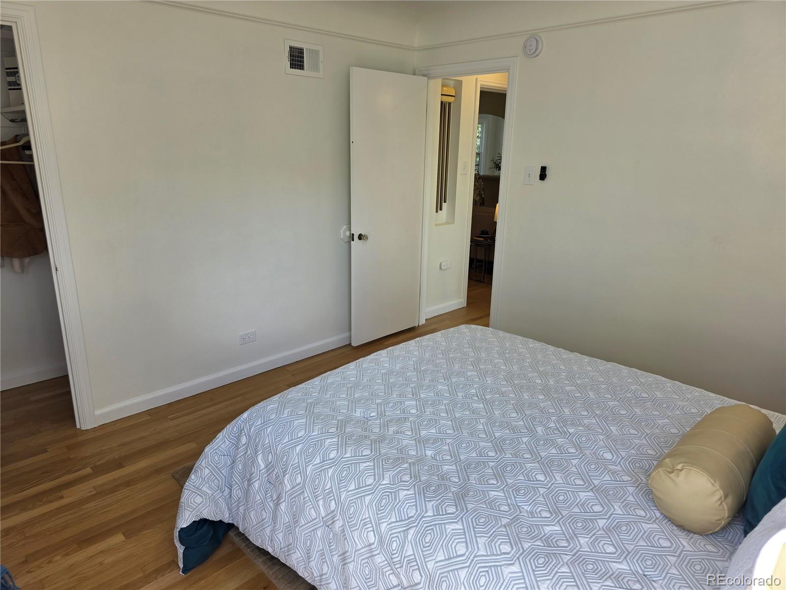 MLS Image #17 for 2755 s humboldt street,denver, Colorado