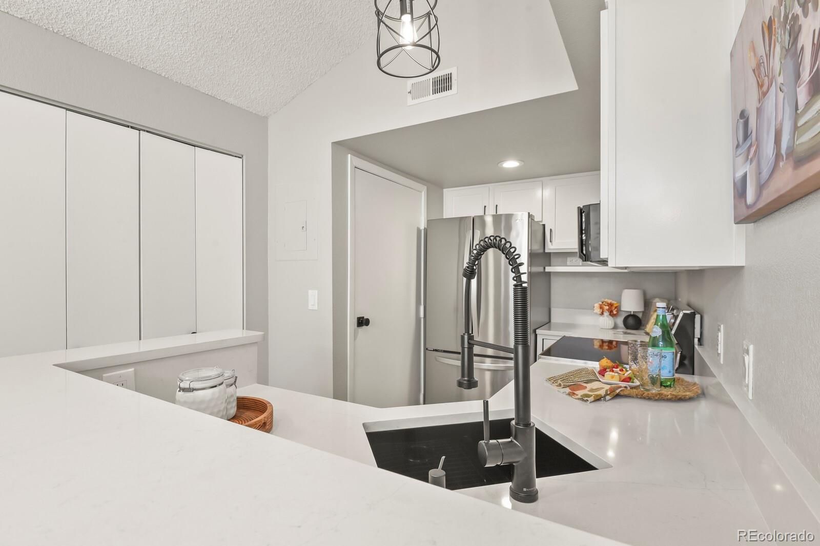 MLS Image #4 for 4760 s wadsworth boulevard d207,littleton, Colorado