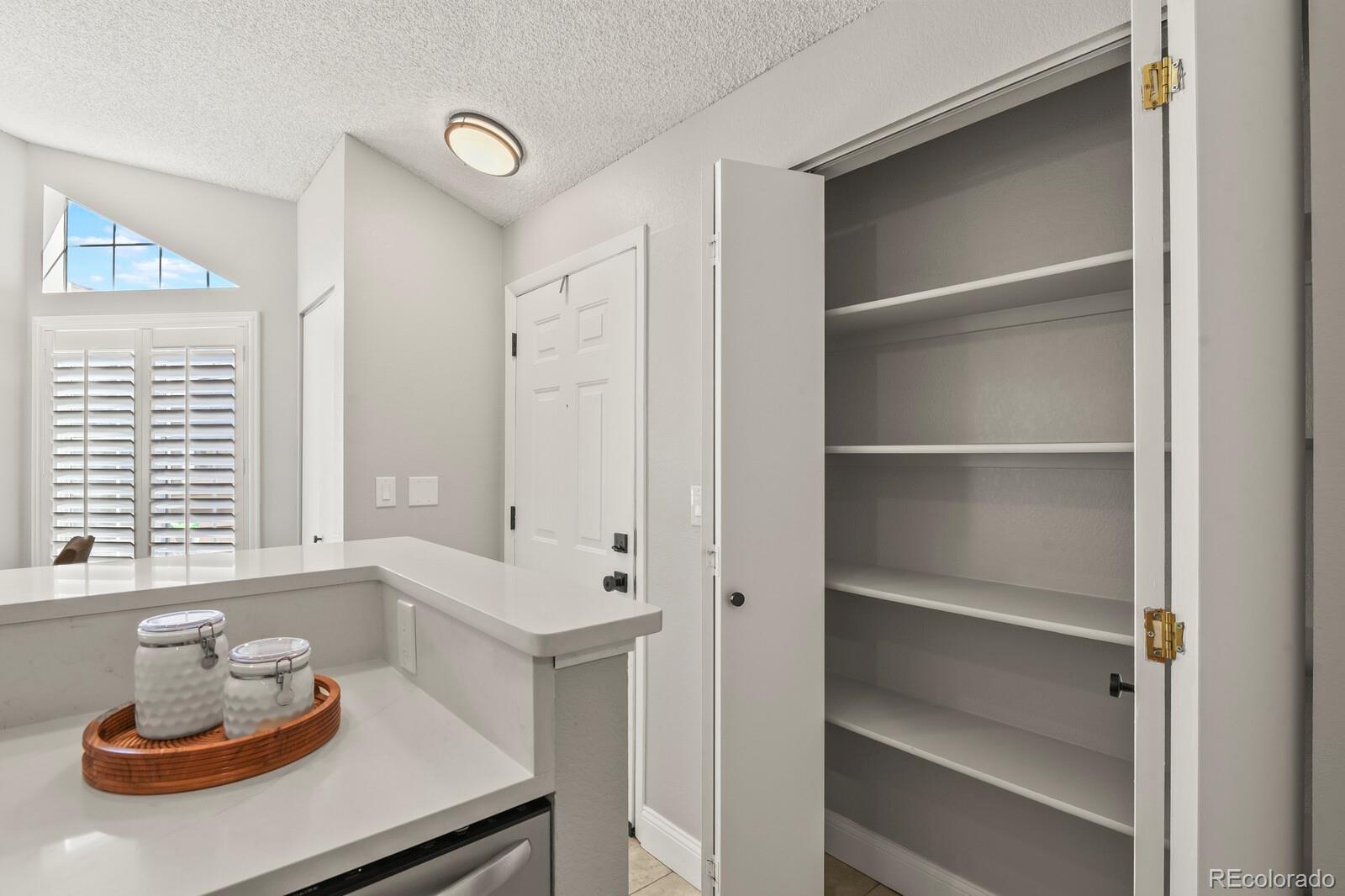 MLS Image #6 for 4760 s wadsworth boulevard d207,littleton, Colorado