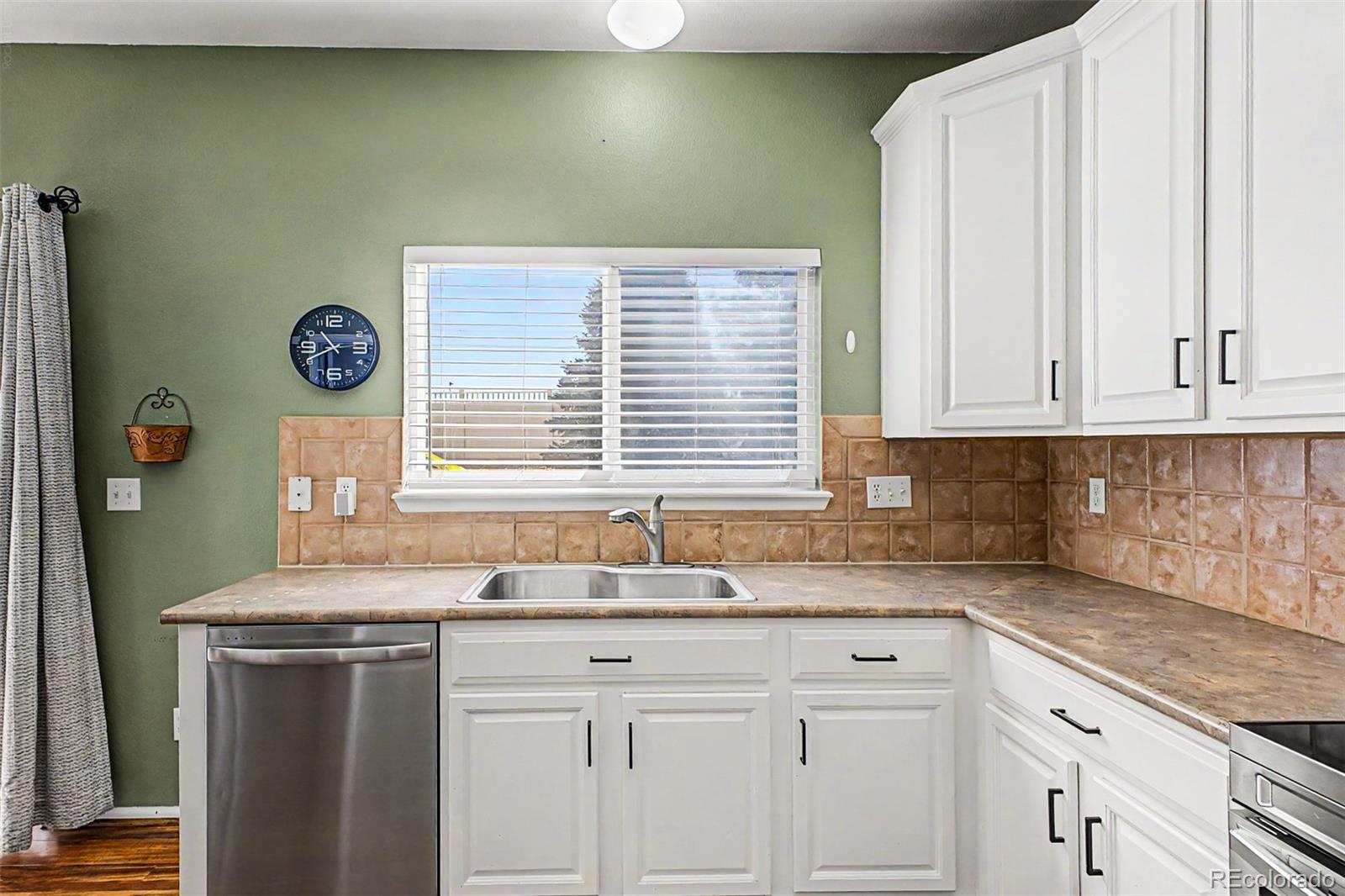 MLS Image #12 for 24782 e wyoming circle,aurora, Colorado