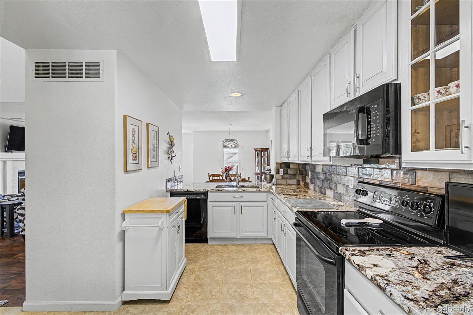 MLS Image #2 for 21965 e irish drive,aurora, Colorado
