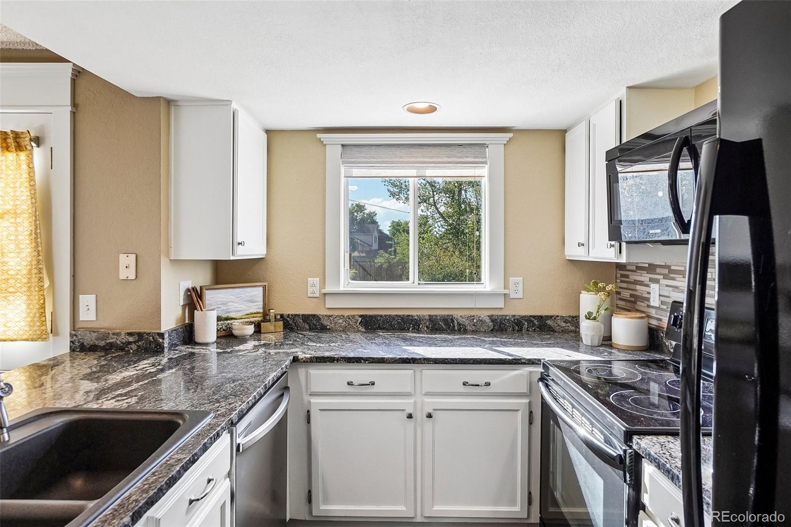 MLS Image #9 for 4915 s flanders court,aurora, Colorado