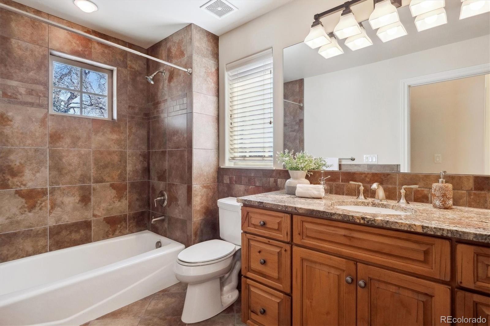 MLS Image #10 for 1907 s columbine street,denver, Colorado