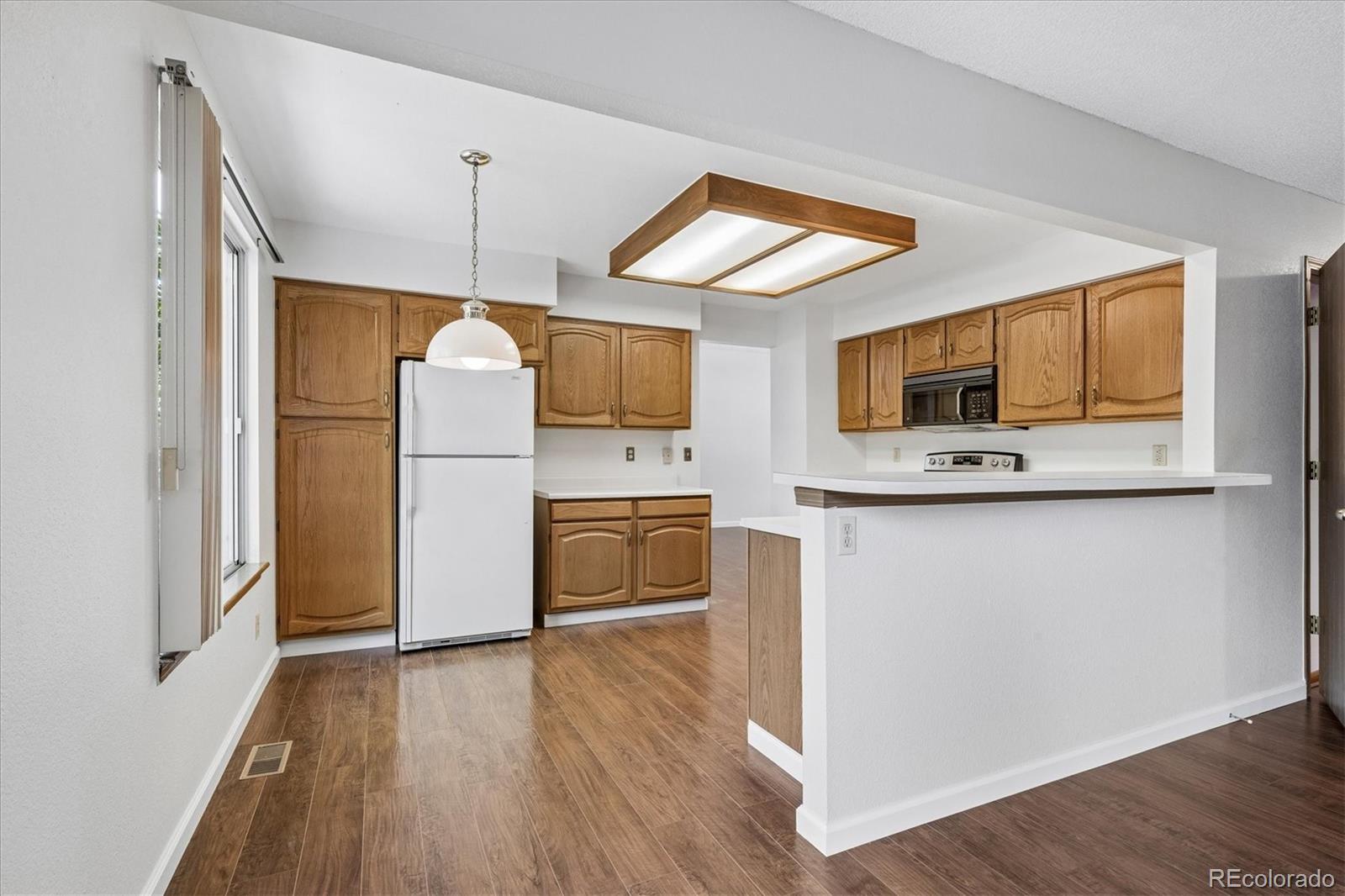 MLS Image #10 for 471 w jamison place,littleton, Colorado