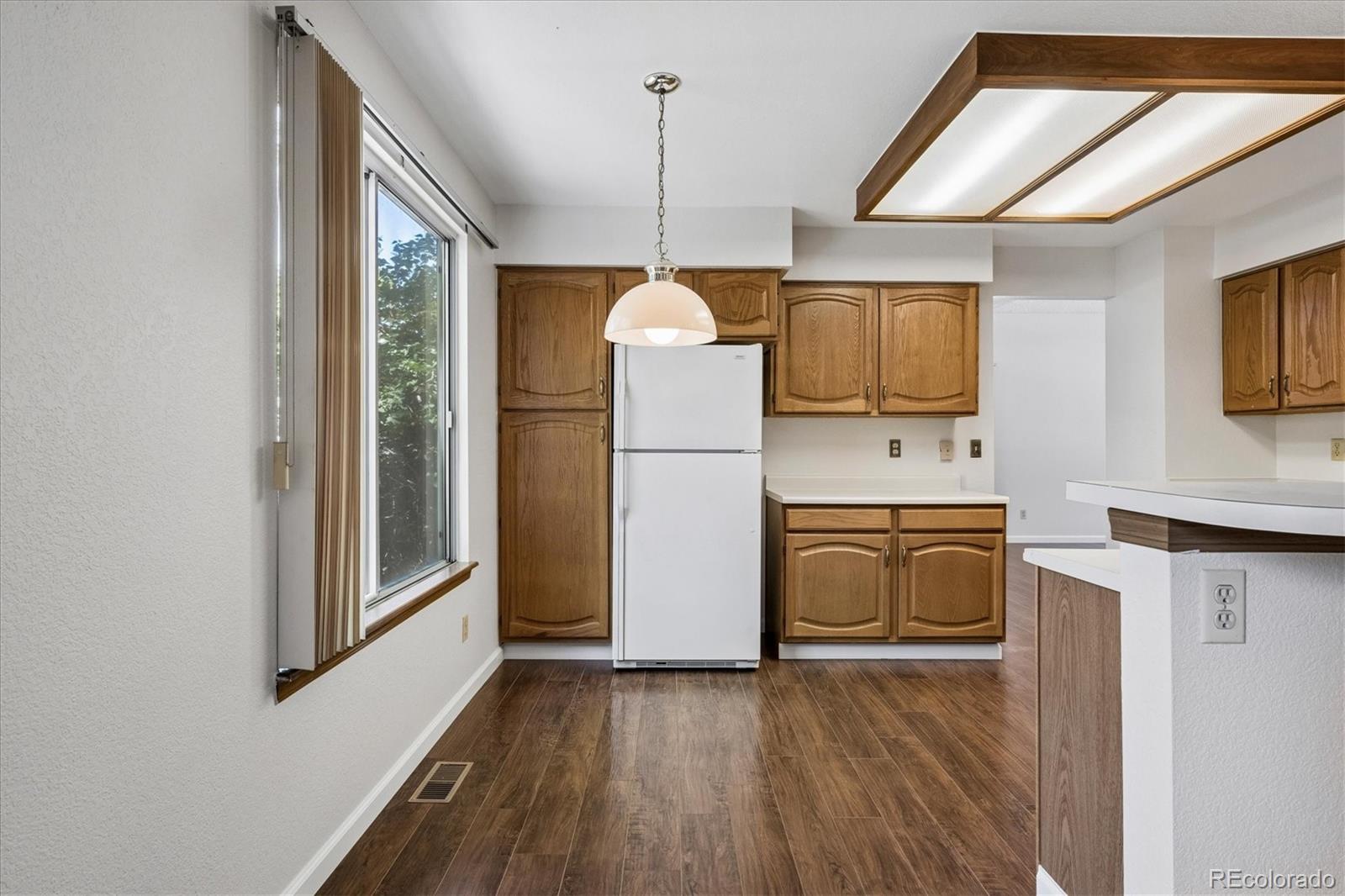 MLS Image #11 for 471 w jamison place,littleton, Colorado