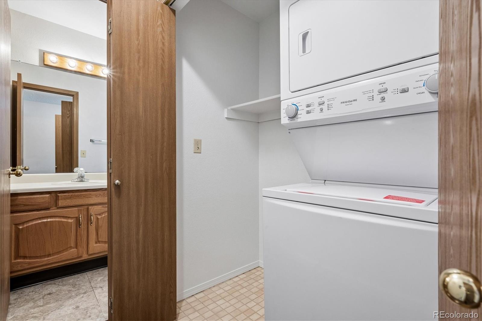 MLS Image #20 for 471 w jamison place,littleton, Colorado