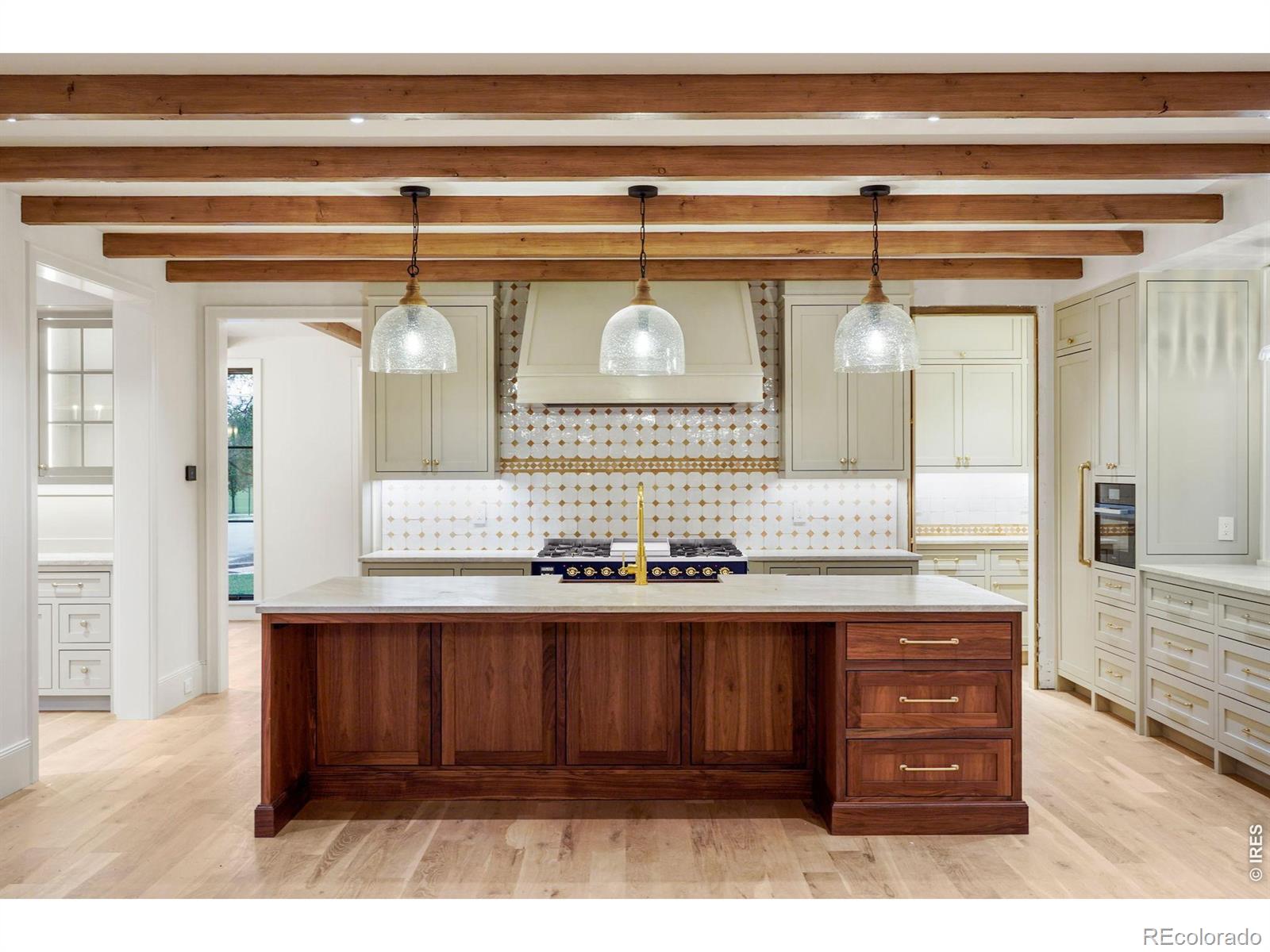 MLS Image #26 for 888 s franklin street,denver, Colorado
