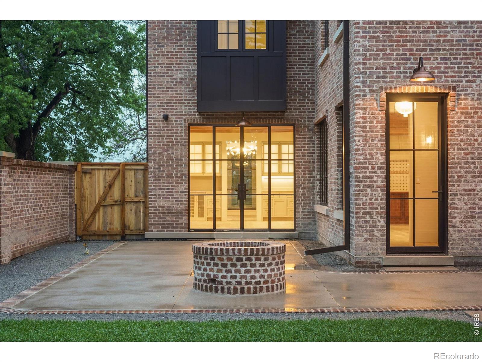 MLS Image #37 for 888 s franklin street,denver, Colorado