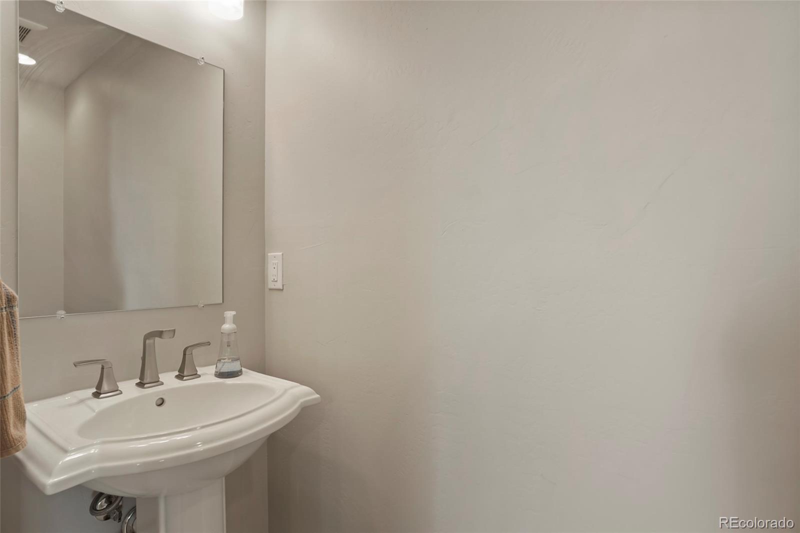 MLS Image #12 for 3131 w conejos place,denver, Colorado