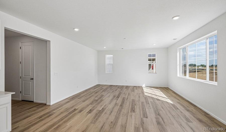 MLS Image #4 for 4156  orangewood drive,johnstown, Colorado