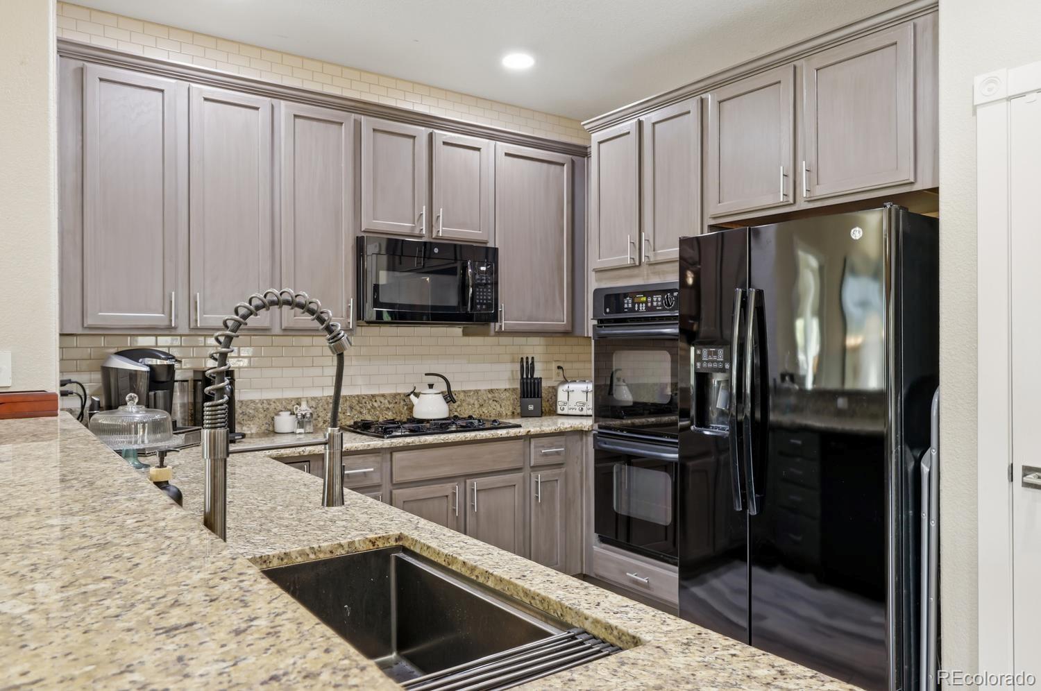 MLS Image #17 for 666  millet circle,brighton, Colorado