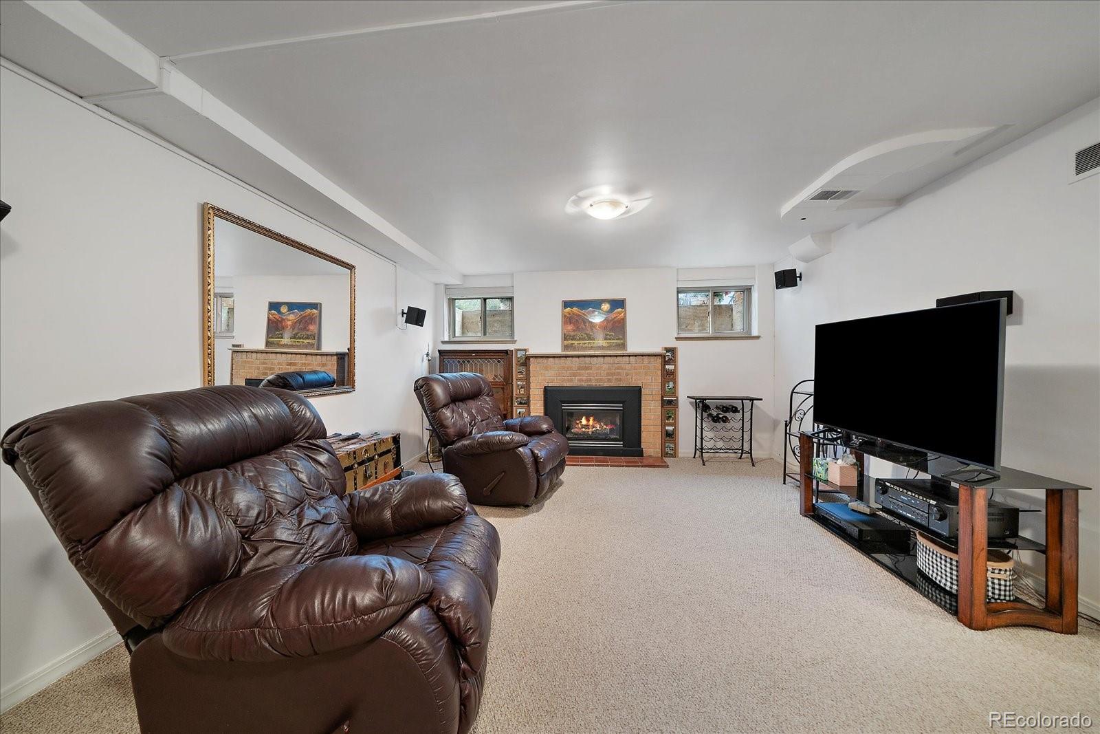 MLS Image #20 for 1201  hudson street,denver, Colorado